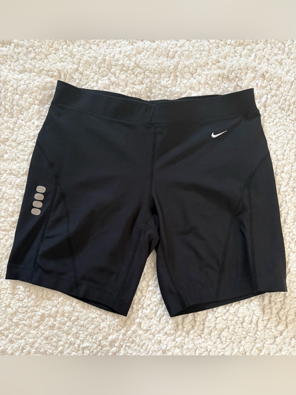 Nike Dri-FIT Black Biker Shorts Women’s Size Small Running Workout Athletic